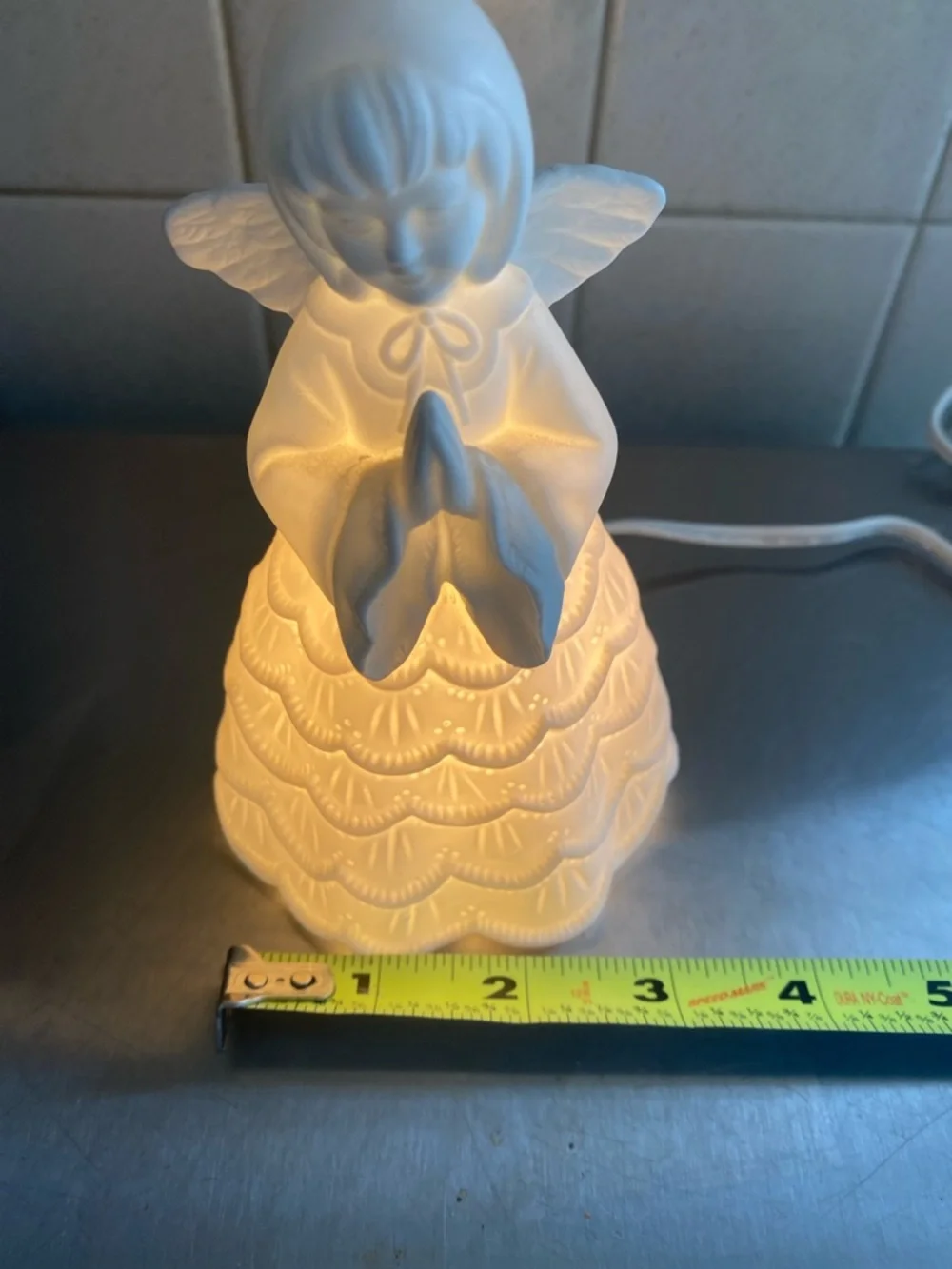Ceramic white Light up Angel‎
